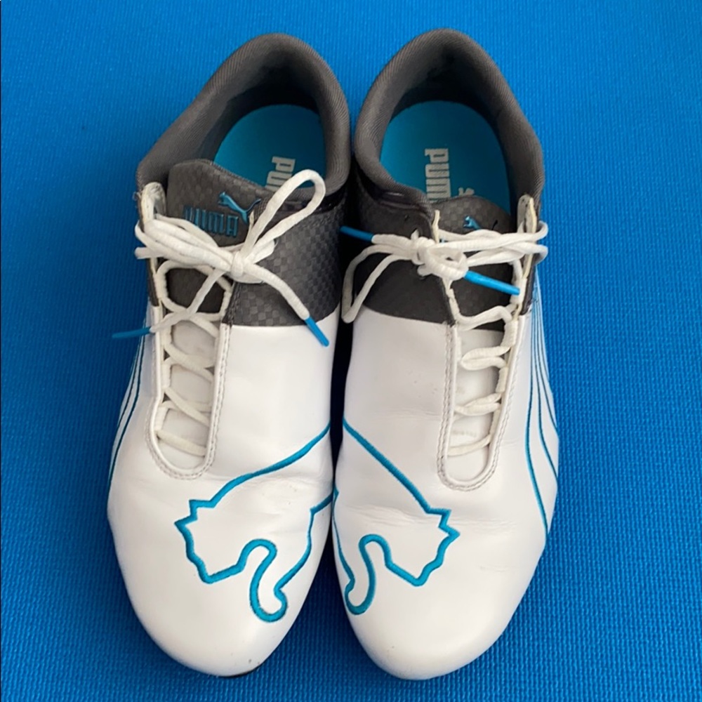 White Men’s Puma sneakers size 11
